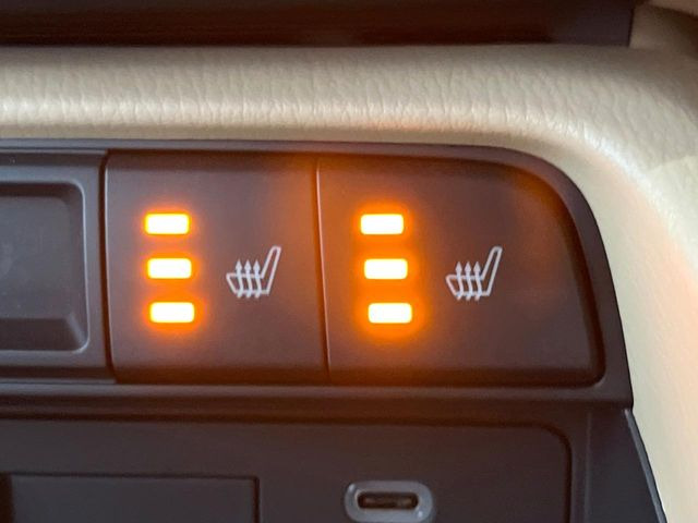 �y�V�[�g�q�[�^�[�z�������ɏd�󂷂�V�[�g�q�[�^�[!�G�A�R����葁�����܂��Ă����̂Ŋ�����̐l�����S�ł��ˁ�G�A�R���̉����͊������邩����A�Ƃ������ɂ����������߂ł��B