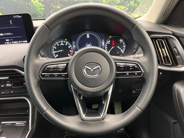 �y�����v�����X�e�A�����O�z�㎿�Ȋv���g�p���邱�ƂŁA��ɂ����������݂ƂĂ��^�]���₷���n���h���ł���