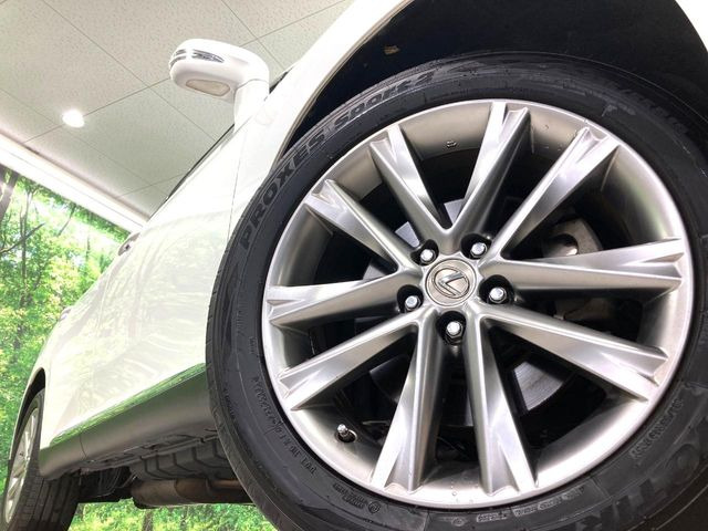 �y����19�C���`�A���~�z�C�[���z�O�ςɃ}�b�`���������A���~�z�C�[���𑕒����Ă���܂��B�e��ЊO�A���~�z�C�[����A�X�^�b�h���X�^�C�����戵�����Ă���܂��B���񂲑��k����������