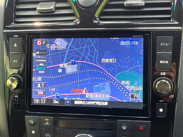 �y�����i�r�z�l�C�̏����i�r�𑕔����Ă���܂��B�i�r�̎g���₷���͂������A�I�[�f�B�I�@�\���[��!�L�����v�◷�s�͂������A�ʋ΂┃�����ȂǕ��i�̃h���C�u���y�����Ȃ�͂���