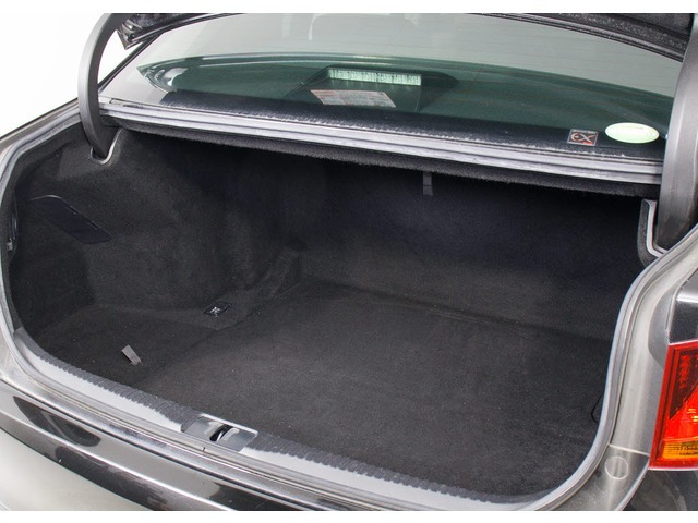 �g�����N�������Ǝv���Ă���܂���?���ۂ͑�e�ʃg�����N�ł�!���s���̒������h���C�u�����K�ł�!�܂��A�����t���X�y�[�X���������Ă���܂��̂ŁA��Ԃł��A�J�ł���̓������Ă�����育�������܂��B