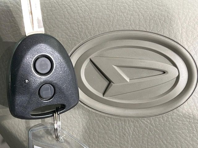 �y�L�[���X�z�������ꂽ�ꏊ����ł��{�^����Ńh�A�̊J���E�{�����ł���̂łƂ��Ă��֗�!�h�A�̌�������ɏ������邱�Ƃ�����܂����