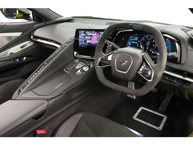 ���ԗ��͌���10��݂̂Ƃ����󏭐�����������ʂȃ��f��