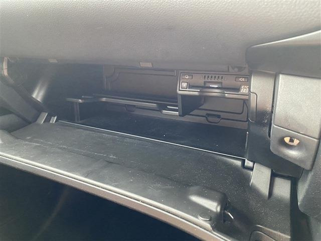 ���Ǝҗl�ւ̔̔��͂��f�肳���Ă��������܂��B �Ԍ������ԗ��̏ꍇ�́A�Ԍ����擾�������x�������z�ŕ\�����Ă���܂��B