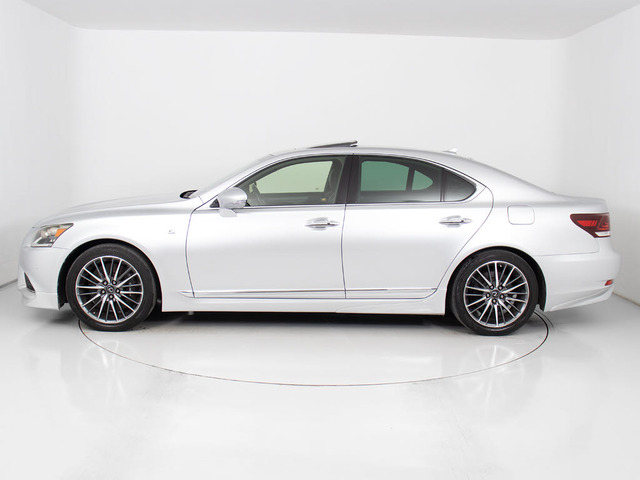 CS�I�[�g�u�����h�u�E�F�U���A�v�G�A������������Ă��܂�!���D�݂͂������ł���?���t���Ă���f�U�C���ȊO�ɂ��A�e�u�����h�̃G�A�����i���ɂĂ���t���o���܂�!