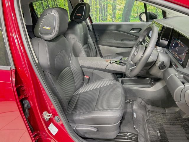 �y���烌�U�[�V�[�g�z����̂ӂ���肪�e�ՂŃ����e�i���X�����ȒP�ȁA�@�\���ɗD��鍇����v���̗p�����㎿�ȃV�[�g�ł��B����S�n���悭�A���������ӂ��S�n�ǂ��ԓ���Ԃ����o���Ă���܂��B