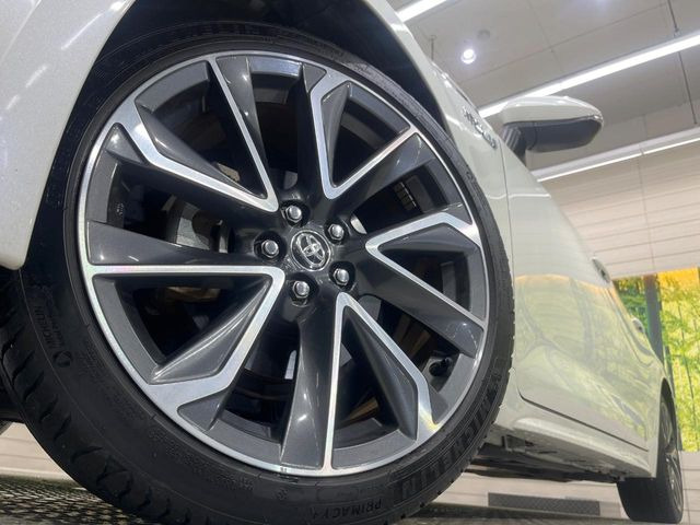 �y�����A���~�z�C�[���z�f�U�C�����̍��������A���~�z�C�[���𑕒����Ă���܂��B�e��ЊO�A���~�z�C�[����A�X�^�b�h���X�^�C�����戵�����Ă���܂��B���񂲑��k����������