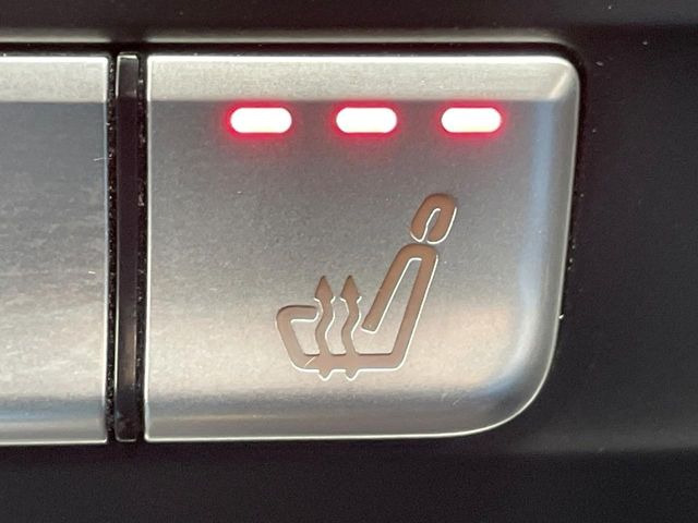 ���t�����g�V�[�g�q�[�e�B���O:�^�]�ȁE����ȋ��ɎO�i�K�Œ��߂��\�ȃV�[�g�q�[�^�[�𑕔����Ă���܂��B�G�߂��킸���K�ɂ��g�p���������܂��B