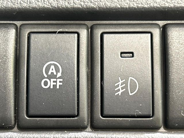 �y�A�C�h�����O�X�g�b�v�z�ԐM����a�؂Œ�Ԃ����ۂɃG���W�����~���A���ʂȔR���̏����}���܂��B�R��������ی�ɂȂ���@�\��G���W���̓u���[�L�𗣂��΍Ďn�����܂��B