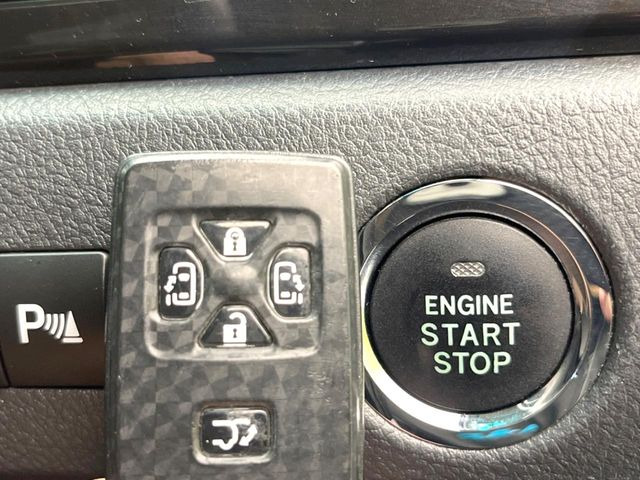 �y�����p���[�X���C�h�h�A�z�X�}�[�g�L�[��^�]�Ȃ̃X�C�b�`�Ō�ȗ����X���C�h�h�A�̊J���\���d��������͂����ăh�A���J����K�v�������A�����Ȃ��q�l�ł��ȒP�ɊJ���߂ł����K�ł���