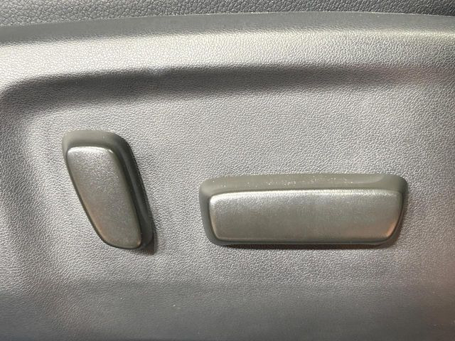 �y�p���[�V�[�g�z�X�C�b�`��ŊȒP�ɃV�[�g�̔��������\!�d��������͂�����܂���!���K�ȃV�[�g�|�W�V�����ɃZ�b�g���āA���K�ȃh���C�u�����y���݂��������B