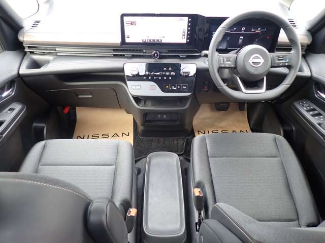 セレナ1.4 e-POWER ハイウェイスターV