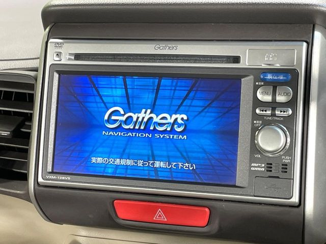 �y�����i�r�z�l�C�̏����i�r�𑕔����Ă���܂��B�i�r�̎g���₷���͂������A�I�[�f�B�I�@�\���[��!�L�����v�◷�s�͂������A�ʋ΂┃�����ȂǕ��i�̃h���C�u���y�����Ȃ�͂���