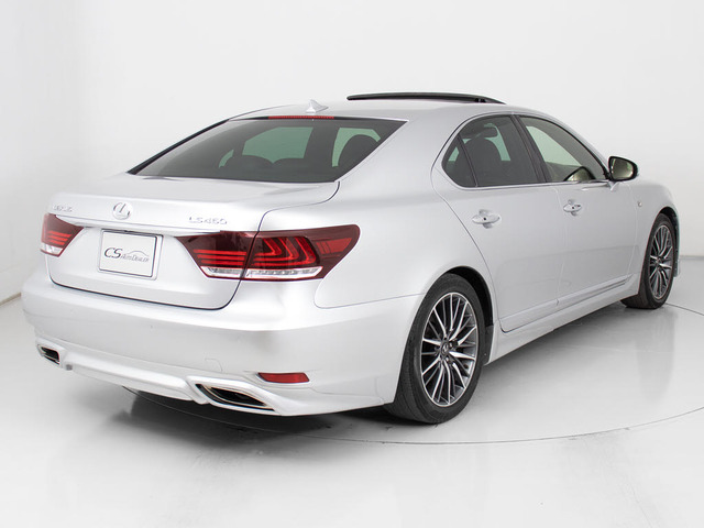 CS�I�[�g�u�����h�u�E�F�U���A�v�G�A������������Ă��܂�!���D�݂͂������ł���?���t���Ă���f�U�C���ȊO�ɂ��A�e�u�����h�̃G�A�����i���ɂĂ���t���o���܂�!