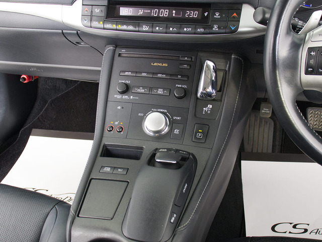 �V�t�g����ł��B�X�b�L���Ƃ����������⑀�쐫�𑹂Ȃ�Ȃ����ƂȂ��Ă���܂��B