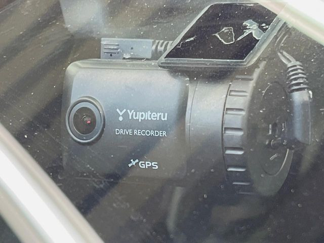 �y�h���C�u���R�[�_�[�z���S�E���S�ȃJ�[���C�t�ɕK�{�̃h���C�u���R�[�_�[�𑕔�!���s���͂������A������^�]�⎖�̂ɑ��������ۂ̏󋵂��f���ŋL�^���A����̃��X�N�ɔ����܂��B