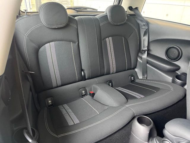 ���㕔���Ȃ��C�ɂȂ�悤�ȃL�Y�E�����ւ��蓙�A�傫�ȃ_���[�W�͂Ȃ��A�ǍD�ȏ�Ԃł��B