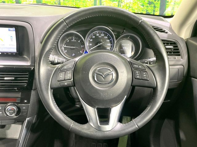 �y�����v�����X�e�A�����O�z�㎿�Ȋv���g�p���邱�ƂŁA��ɂ����������݂ƂĂ��^�]���₷���n���h���ł���