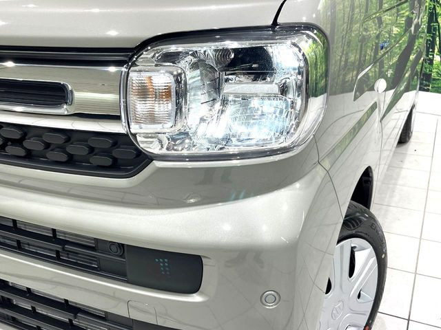 �yLED�w�b�h���C�g�z���V����ԑ��s�����ǍD�Ȏ��E���m�ۂ����S���ĉ^�]�ł��鍂�P�xLED�w�b�h���C�g�𑕔�!�_�����x�������A����d�͂��}�����Ă��܂��B