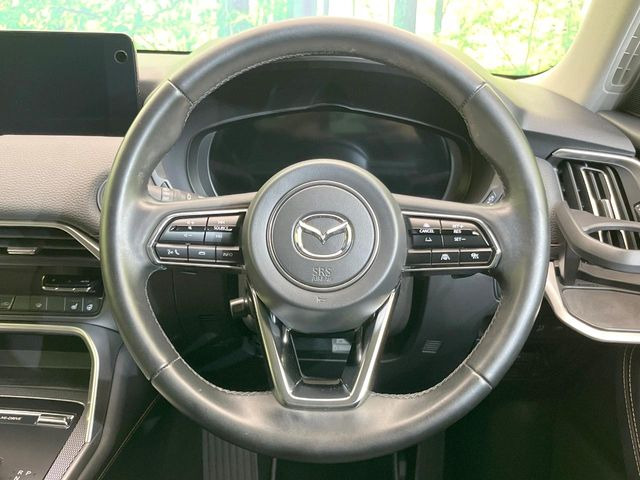 �y�����v�����X�e�A�����O�z�㎿�Ȋv���g�p���邱�ƂŁA��ɂ����������݂ƂĂ��^�]���₷���n���h���ł���