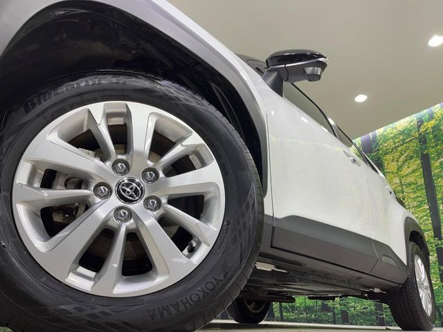 �y���������C���`�A���~�z�C�[���z�O�ςɃ}�b�`���������A���~�z�C�[���𑕒����Ă���܂��B�e��ЊO�A���~�z�C�[����A�X�^�b�h���X�^�C�����戵�����Ă���܂��B���񂲑��k����������