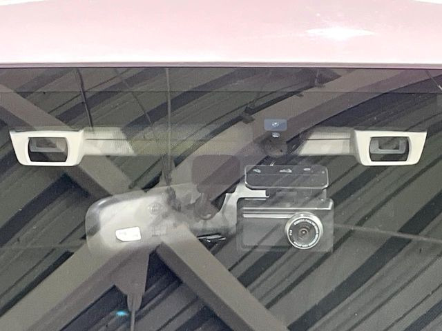 �y�A�C�T�C�gVer3�z�O���̎ԗ��������m���A�Փ˂������Ȏ��͌x��Œ��ӂ𑣂��A�u���[�L�𓥂ޗ͂��T�|�[�g�B�u���[�L�𓥂߂Ȃ������ꍇ�͏Փ˔�Q�y���u���[�L���쓮�A�Փˉ�����T�|�[�g���܂��B