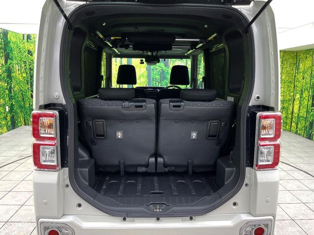 ���i�̂���������ʋ΁A���}���ɏ\���ȉ׎��X�y�[�X���m�ۂ��Ă���܂��B�Z�J���h�V�[�g��|���ƁA�傫�ȉו��̐ύڂ��\�ł���