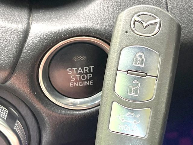 �y�A�h�o���X�g�L�[�z�J�o����|�P�b�g�ɓ��ꂽ�܂܂ł��h�A�̎{���E�������\�ȃX�}�[�g�L�[�𑕔��B�G���W���̃I���E�I�t�����J�M�����o���K�v����������Ƃ��Ă��֗��ł���