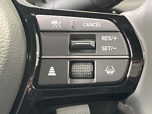 �y�A�_�v�e�B�u�N���[�Y�R���g���[���z�������H�ł̒��������s���y��!!�����ő��x��ۂN���[�Y�R���g���[�����A�Փˌy���V�X�e���ƘA�g���A�O���̎ԗ������m���ĎԊԂ�ۂ悤�ɑ��x���߂��Ă���܂�!!