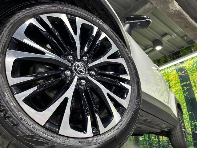 �y����18�C���`�A���~�z�C�[���z�O�ςɃ}�b�`���������A���~�z�C�[���𑕒����Ă���܂��B�e��ЊO�A���~�z�C�[����A�X�^�b�h���X�^�C�����戵�����Ă���܂��B���񂲑��k����������