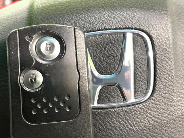 �y�L�[���X�z�������ꂽ�ꏊ����ł��{�^����Ńh�A�̊J���E�{�����ł���̂łƂ��Ă��֗�!�h�A�̌�������ɏ������邱�Ƃ�����܂����