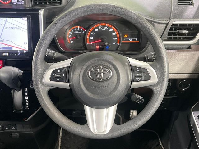 �y�X�e�A�����O�X�C�b�`�z�^�]���A�O������ڐ������炷���ƂȂ��A�I�[�f�B�I���̑��삪�\�ȕ֗��@�\!���S&���K�ȃh���C�u�����o���Ă���܂���