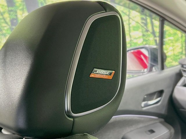 �yBOSE�T�E���h�V�X�e���z���[�J�[�I�v�V�����̍��i�ʃT�E���h�V�X�e���𓋍ځB��p�̃`���[�j���O���{���ꂽ�召�l�X�ȃX�s�[�J�[����ǎ��ȃT�E���h���t�ł��A�Տꊴ���ӂ�鉹����Ԃ����o���܂��B