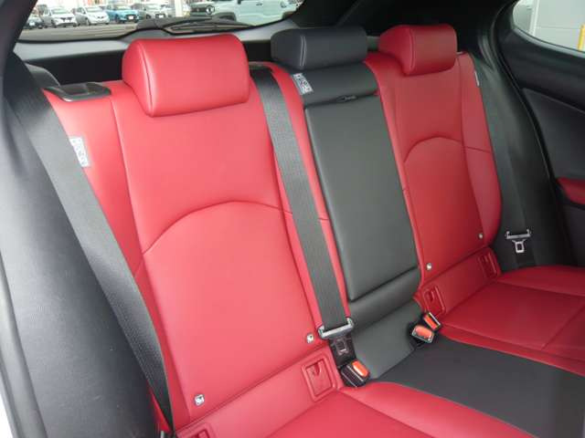 ��l���������ƍ���郊�A�V�[�g�B