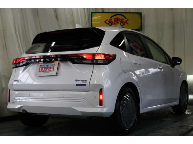 ノート1.2 X FOUR 4WD