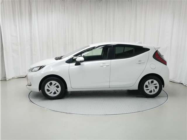 アクア1.5 G E-Four 4WD