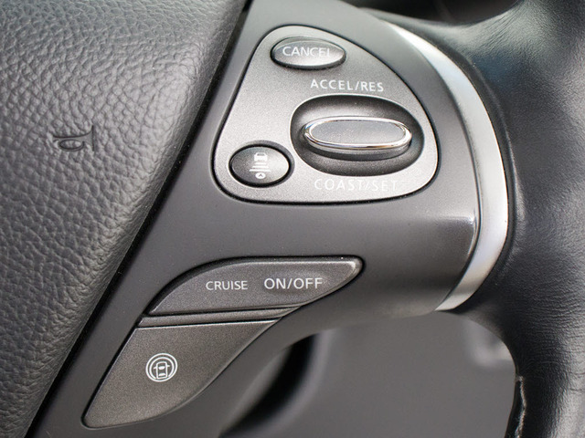 �C���e���W�F���g�N���[�Y�R���g���[���~���g���[�_�[�ƒP��J�����Ő�s�Ԃ�F�����A�ԑ��ɉ������Ԋԋ�����ۂ��Ȃ���Ǐ]���s���x�����܂��B