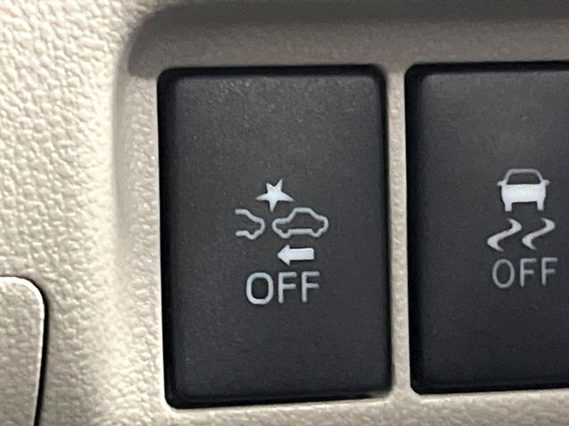 �y�X�}�[�g�A�V�X�g�z���s���ɑO���̎ԗ�����F�����A�Փ˂������Ȏ��͌x��ƃu���[�L�ŏՓˉ���Ɣ�Q�y�����A�V�X�g�B�����S�Ƀh���C�u�����y���݂��������܂��B