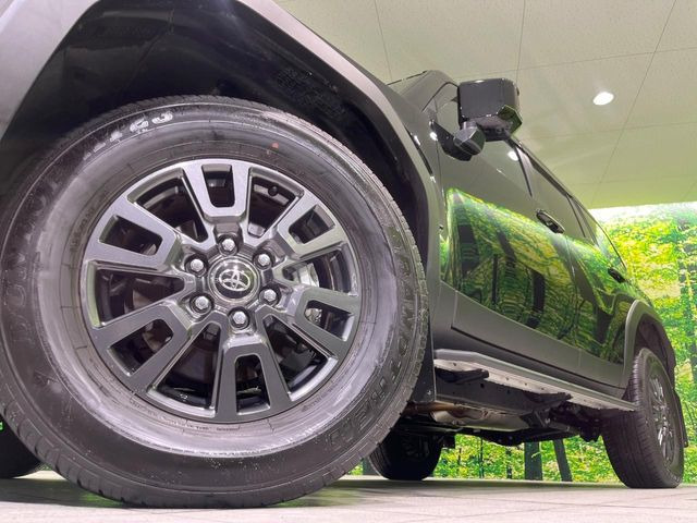 �y�����I�v�V����18�C���`�A���~�z�C�[���z�����I�v�V�����z�C�[���𑕒��B���s���\�̌���ɉ����A�O�ς����X�^�C���b�V���ɂȂ��Ă��܂��B