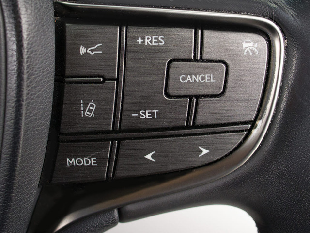 �Փˉ���x���^�v���N���b�V���Z�[�t�e�B�V�X�e��+A �O���ɏo��������Q���ɑ΂��x��𔭂��A�h���C�o�[�Ɍx���B�����Ƀu���[�L�A�V�X�g�ɂ��Փˉ���Ƒ��x���y�����܂��B