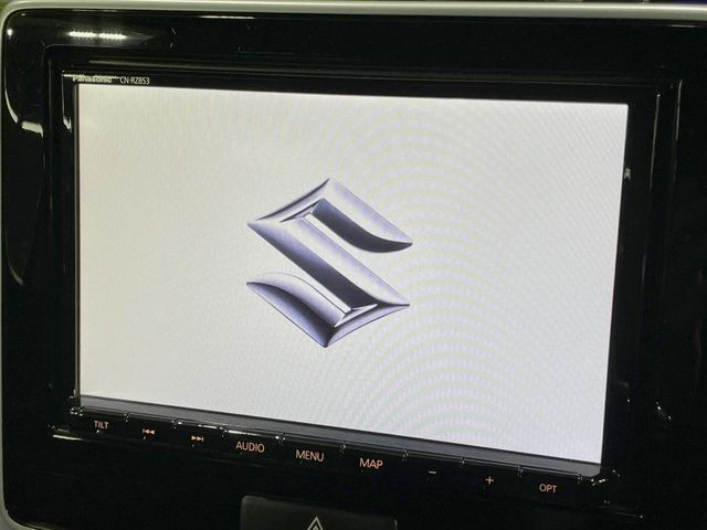 �y����8�^�i�r�z�l�C�̏����i�r�𑕔��B�I�[�f�B�I�@�\���[�����Ă���ABluetooth�ڑ�����΂������̃X�}�z��MP3�v���C���[�̉��y���Đ��\!�����̉^�]������Ɋy�����Ȃ�܂�!!