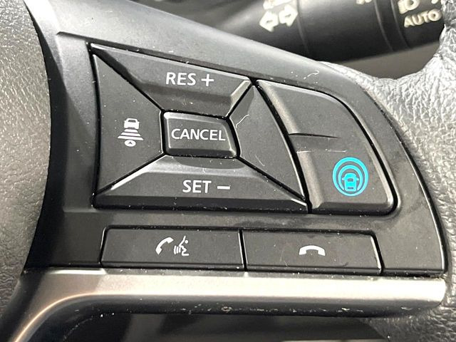 �y�v���p�C���b�g�z�������H�ł̒��������s���y��!!�a�؎��Ə��񑖍s�̃V�[���ŁA�A�N�Z���E�u���[�L�E�X�e�A�����O�������Ő��䂵�A�������^�]�̕��S���y�����Ă���܂���