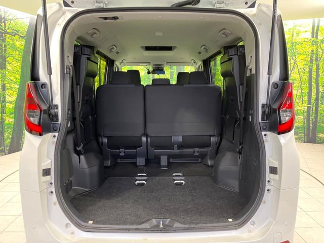 ���i�̂���������ʋ΁A���}���ɏ\���ȉ׎��X�y�[�X���m�ۂ��Ă���܂��B�Z�J���h�V�[�g��|���ƁA�傫�ȉו��̐ύڂ��\�ł���