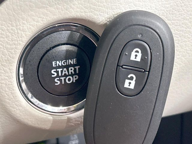 �y�L�[���X�X�^�[�g�V�X�e���z�J�o����|�P�b�g�ɓ��ꂽ�܂܂ł��h�A�̎{���E�������\�ȃX�}�[�g�L�[�𑕔��B�G���W���̃I���E�I�t�����J�M�����o���K�v����������Ƃ��Ă��֗��ł���