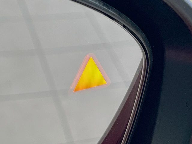 �y������p���m�z���s���A�h�A�~���[�̎��p�ɂȂ�₷���ӏ��Ɍ㑱�Ԃ��ڋ߂���ƃT�C�h�~���[�t�߂Ɍx����\���A�h���C�o�[�ɒ��ӊ��N�����Ă���܂��B