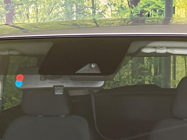 �y�G�}�[�W�F���V�[�u���[�L�z���s���ɑO���̎ԗ�����F�����A�Փ˂������Ȏ��͌x��ƃu���[�L�ŏՓˉ���Ɣ�Q�y�����A�V�X�g�B�����S�Ƀh���C�u�����y���݂��������܂��B