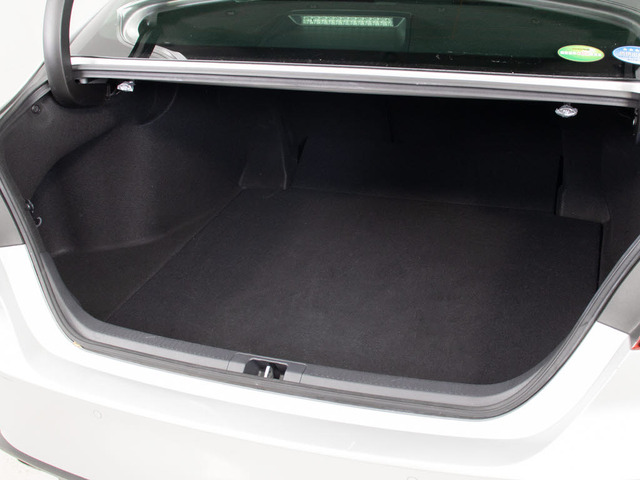 �t�����g�r���[�̑��݊���������������!!�w�b�h���C�g�͎��E�ǍD�̃��C�g�A����Ƀt�H�O���C�g���ځB�f�U�C�����������̂������ł��B