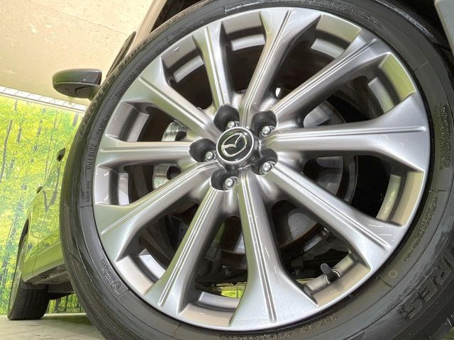 �y�O���[�h��p����20�C���`�A���~�z�C�[���z�f�U�C�����̍��������A���~�z�C�[���𑕒����Ă���܂��B�e��ЊO�A���~�z�C�[����A�X�^�b�h���X�^�C�����戵�����Ă���܂��B���񂲑��k����������