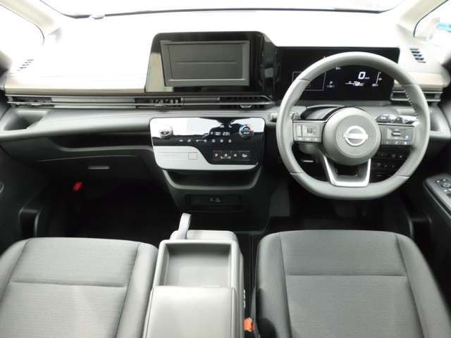 セレナ2.0 ハイウェイスターV 4WD