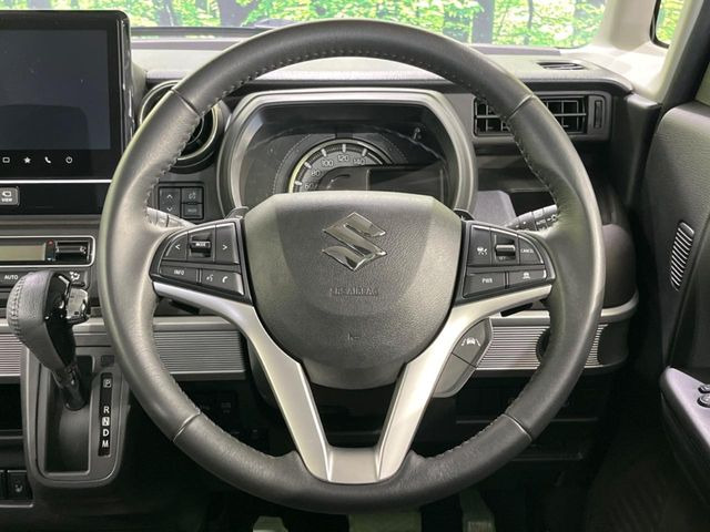 �y�����v�����X�e�A�����O�z�㎿�Ȋv���g�p���邱�ƂŁA��ɂ����������݂ƂĂ��^�]���₷���n���h���ł���